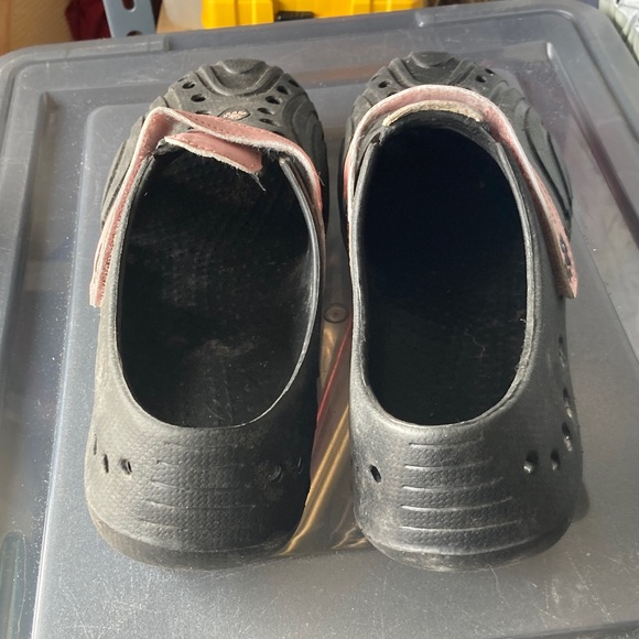 Dawgs Garden Shoes, Summer Shoes, Swim Shoes Clogs Size 9/10 - Picture 3 of 12